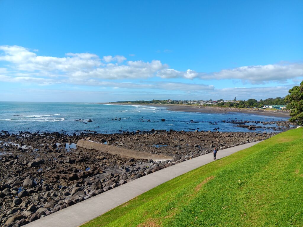 Photo New Plymouth East End Beach