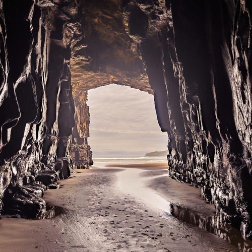 inside cathedral caves, catlins